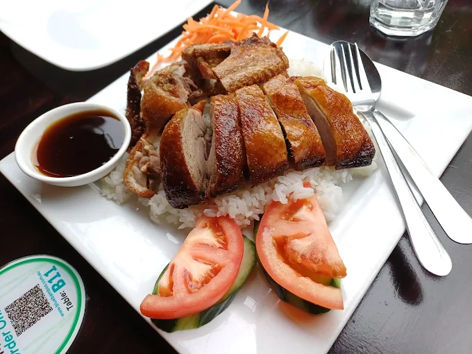 Authentic Vietnamese flavours featuring tofu fried rice and roast duck keep diners returning to Blue Bamboo Braybrook – a gem of Melbourne’s west.